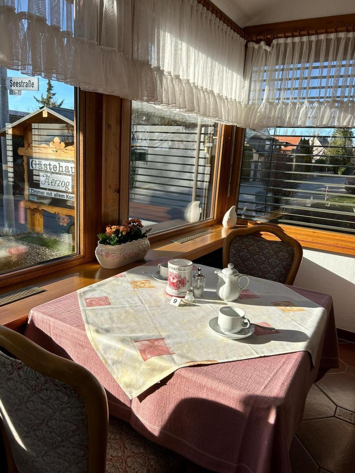 Gaestehaus Herzog Uhldingen-Muehlhofen Luaran gambar